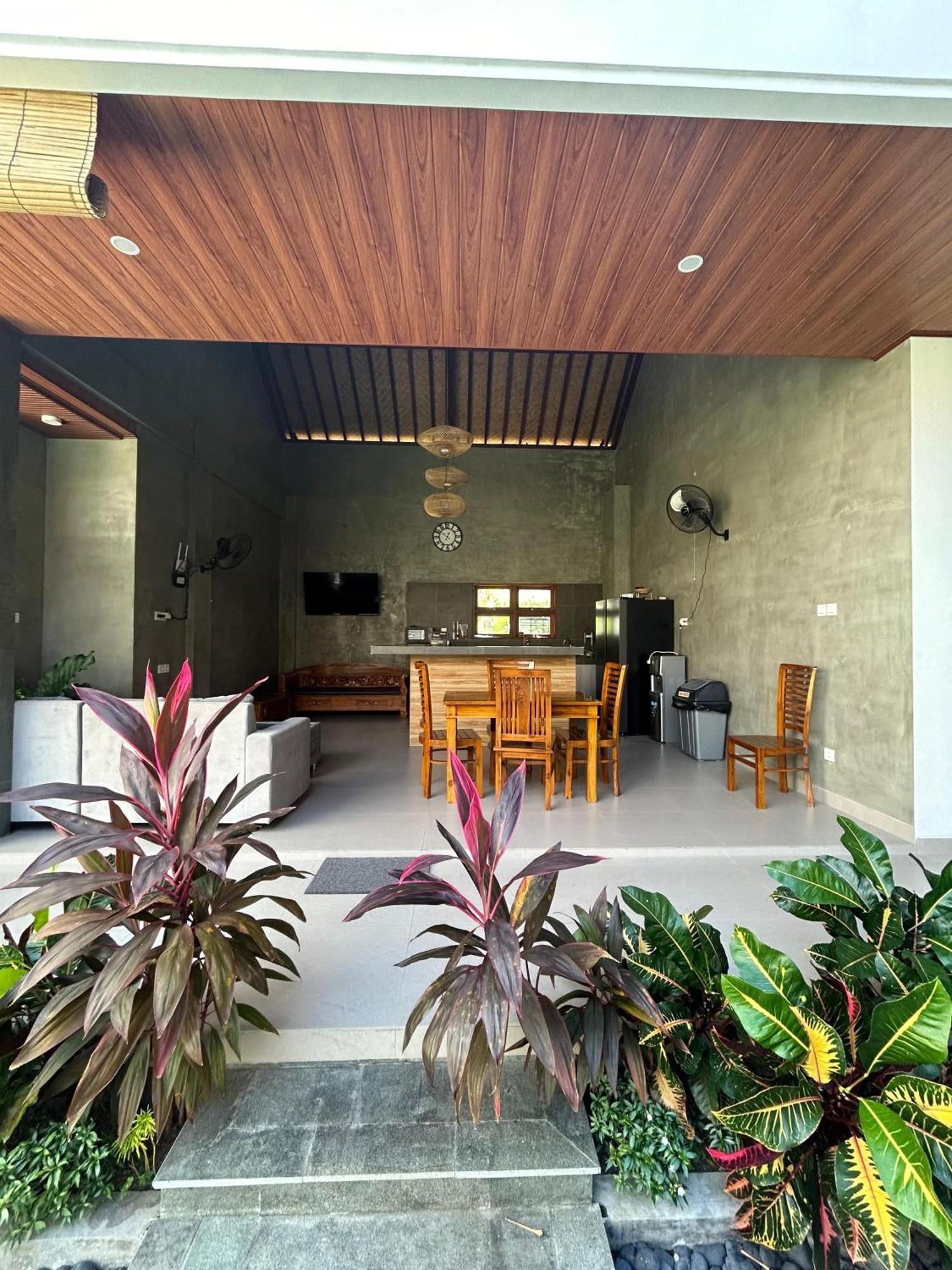 Villa Son Sun Uluwatu Εξωτερικό φωτογραφία